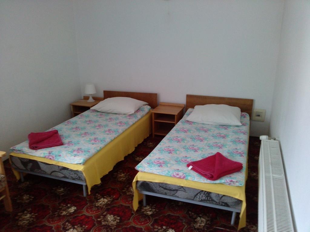 Zajazd Pod Kasztanami Ryn  Bagian luar foto